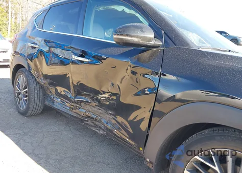 2021 Hyundai Tucson Ultimate z USA, uszkodzony, nr VIN KM8J3CAL1MU314711